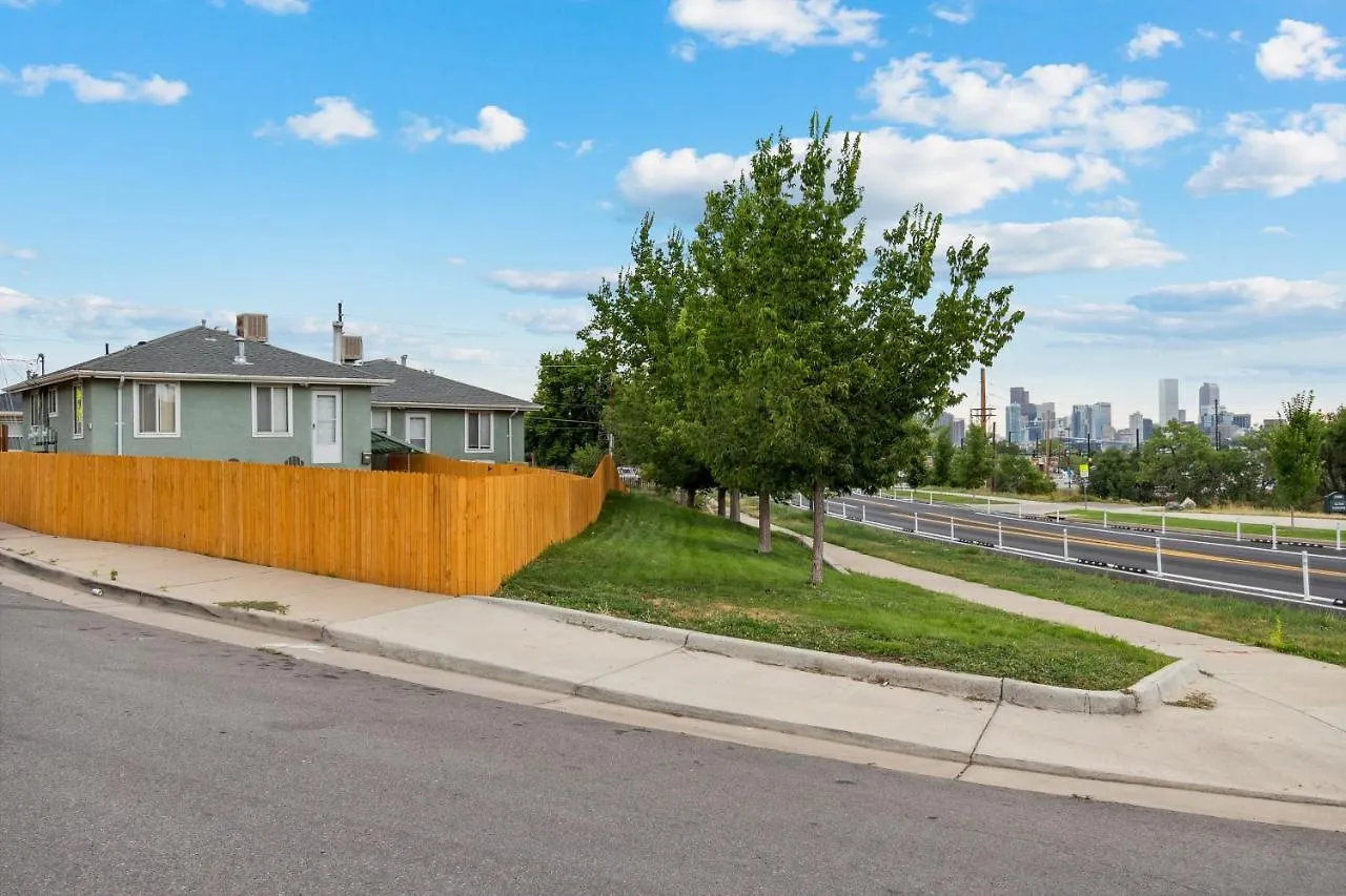 Apt Close To Empower Field Pepsi Center & More Denver Apartment